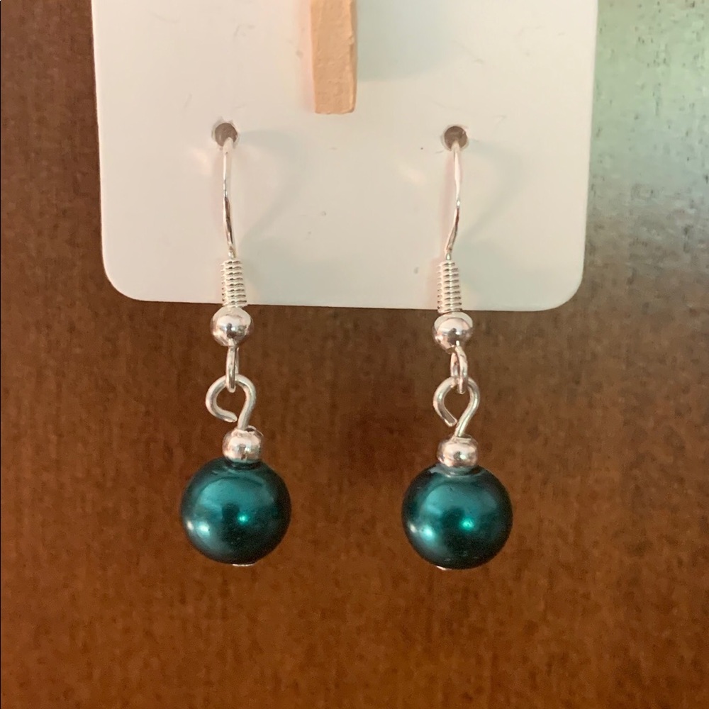 Green Pearl dangle earrings